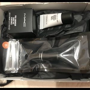 BRAND NEW MAC SOFT OCHRE PAINT POT & VELVET TEDDY